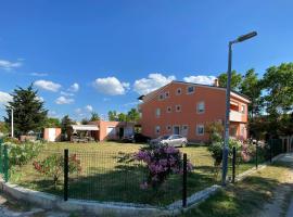 Renic Apartments, hotel in Nin