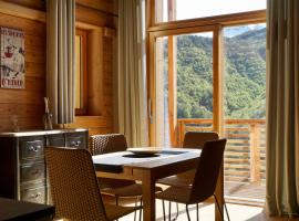 Alpi Azzurre, готель біля визначного місця Pian del sole, у місті Лімоне-П'ємонте