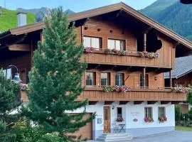 Haus Hislop