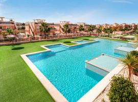 2 Bedroom Gorgeous Apartment In Torrevieja, hotel with parking in Punta Prima