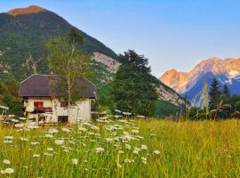 Apartment Joži: Soča şehrinde bir otel