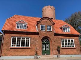 Ferie lejlighed i Skagen -huset med den grønne dør, hotel i Skagen