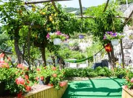 Holiday House Ruocco