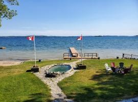 Home of Thousand Islands, dovolenkový prenájom na pláži v destinácii Gananoque