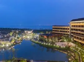 HUALUXE Suzhou Bay Hot Spring Resort