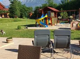 Villa Gold