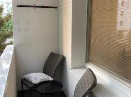 4-izbový byt na najkrajšom sídlisku v centre, hotel in Vráble