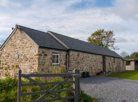 The Dairy - Luxury Cottage, Hot Tub and Summer House, Countryside Views, Pet Friendly, hótel í Ludchurch