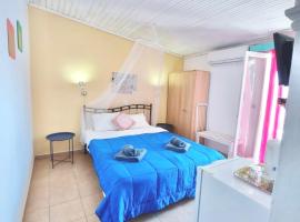 Avra Budget Beach Rooms, serviced apartment in Benitses