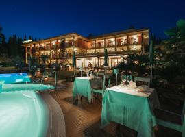 Villa Madrina Lovely and Dynamic Hotel, hotel spa en Garda