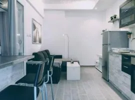 Deluxe Apartment by Prima Lodging