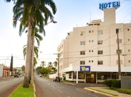 IPÊ PLAZA HOTEL LTDA, khách sạn ở Itumbiara