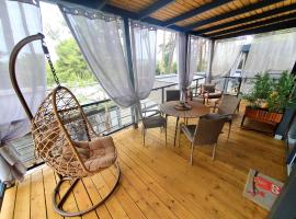 Mobile Home Leggiero 156 - Porton Nature Hideouts, кемпинг в Ровине