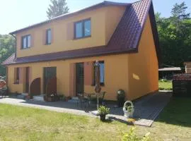 Pokoje gościnne POD TUJĄ