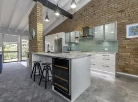 Bay Parklands 4, 2 Gowrie Avenue - pool & tennis court