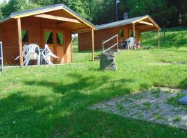 Blockhütte am Kegelsberg, camping en Gelenau