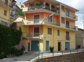 L'EDERA, жилье для отдыха в городе Osini