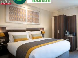 Hotel 7, hotel near Dublin Airport - DUB, Dublin