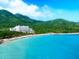 Orson Hotel & Resort Con Dao