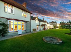 Plum Guide - Easy Dreaming, hotel in Cossington