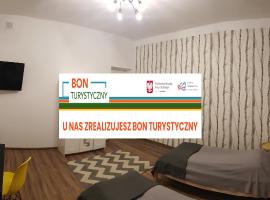 Guest Room RÓWNA, παραθεριστική κατοικία σε Kielce