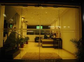 ์ฐ๋ํผ์ ์์นํ ํธํ
Hotel Sri Krishna Residency