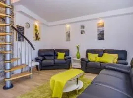 Lovely house, near city center, Mali Lošinj