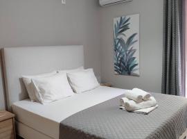 Nini's House 2 - 100m from beach NIDRI TOWN CENTER