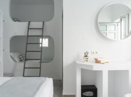 Pelican Paros, place to stay in Parikia