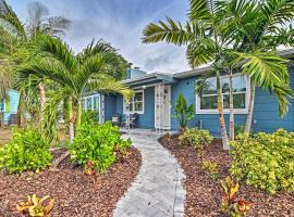 Cozy Jungle Escape Less Than 1 Mi to Gulfport Beach!, cottage in St. Petersburg