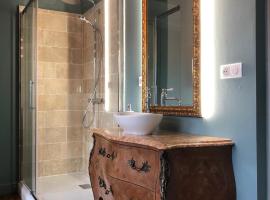 Les chambres Berguoises Chambre au coeur de Bergues, hotel v destinaci Bergues