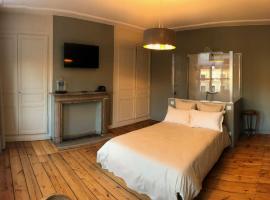 Les chambres Berguoises Chambre privée au Cœur de Bergues, B&B di Bergues