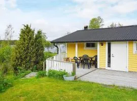 6 person holiday home in HOLSLJUNGA-By Traum