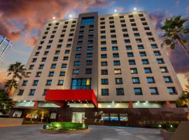 CHN Hotel Monterrey Centro, Trademark Collection by Wyndham, pet-friendly hotel in Monterrey