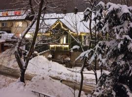 Blachutowka – hotel w pobliżu miejsca Wyciąg narciarski Słotwiny w mieście Krynica Zdrój