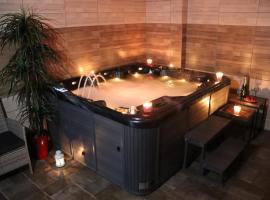 Apartmán s privátní VÍŘIVKOU, hotel v Bzenci