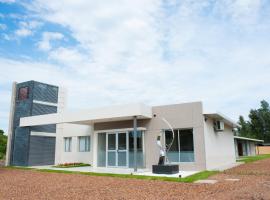 Indalo, hotel con estacionamiento en Termas del Daym&aacute;n