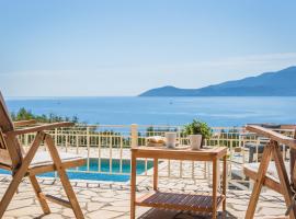 Villa Irida, hotell i Ayia Evfimia