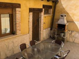 Vivienda Turistica El Caneco, holiday home in Tordesillas