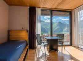 Vache Hotel, hotel in Kazbegi