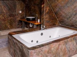 Buddha Hotel Zuchwil, hotel with hot tubs in Zuchwil