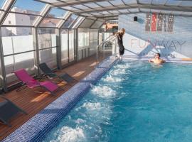Funway Academic Resort, hotel v destinaci Madrid