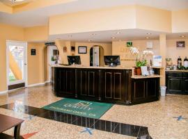 Quality Inn & Suites Thousand Oaks - US101, hotel in Thousand Oaks