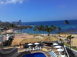 Maravilhoso apartamento 2 quartos vista mar no Ondina Apart, hotel cu jacuzzi-uri din Salvador