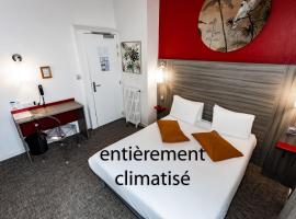Hôtel de Champagne, hotel u gradu Anže