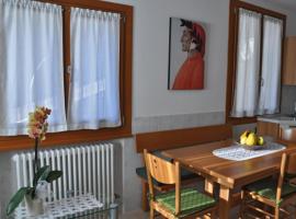 Appartamento Dante Faver Val di Cembra Ospitar, cheap hotel in Sover