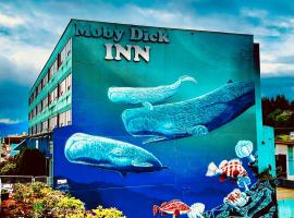 Moby Dick Inn, hotel em Prince Rupert