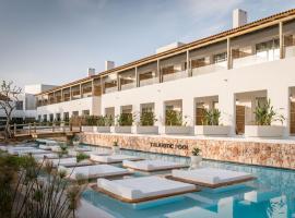 Viesnīca Lago Resort Menorca - Suites del Lago Adults Only pilsētā Kalanboša