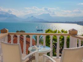 Bacchus Pension, guest house in Antalya