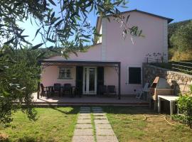 Villa Teca & Succo - Nature e Relax, apartamento em Sestri Levante